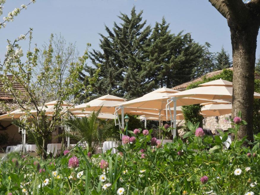 Hotel-Restaurant Le Moulin De La Camandoule Fayence Exterior foto